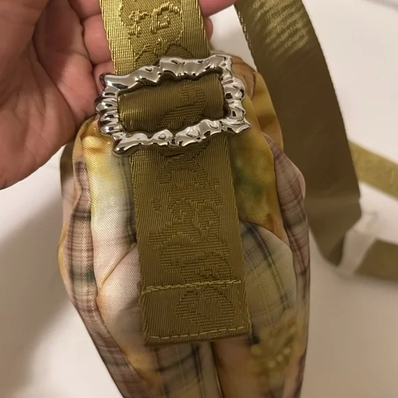 Baggu x Collina Strada Horse bag - Picture 9 of 15